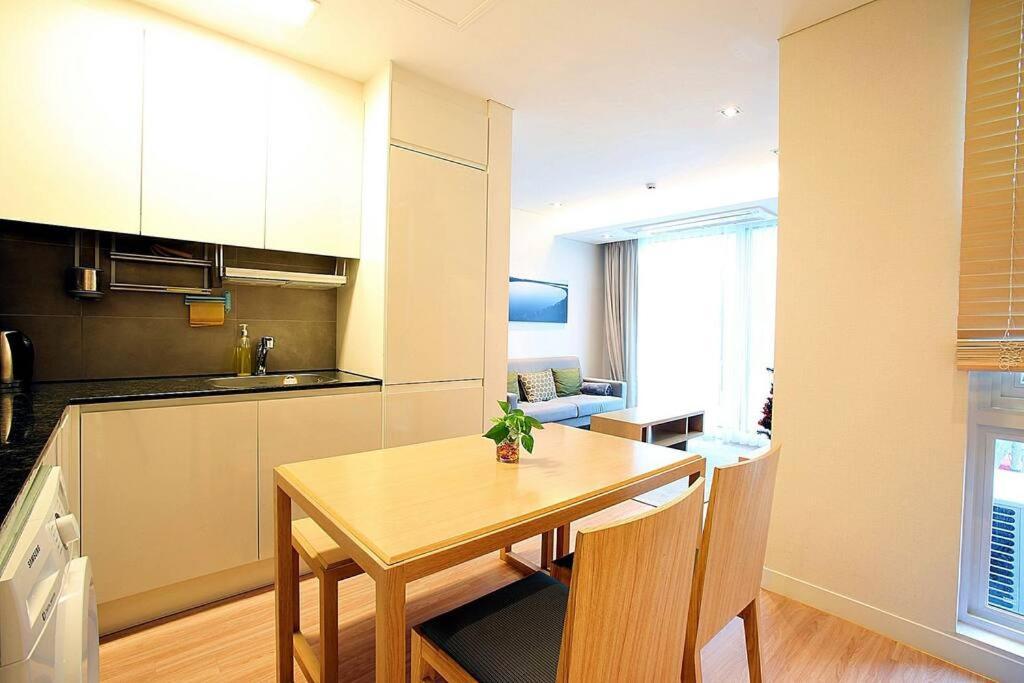 Coveted Palms Village Pension Jeju Dış mekan fotoğraf