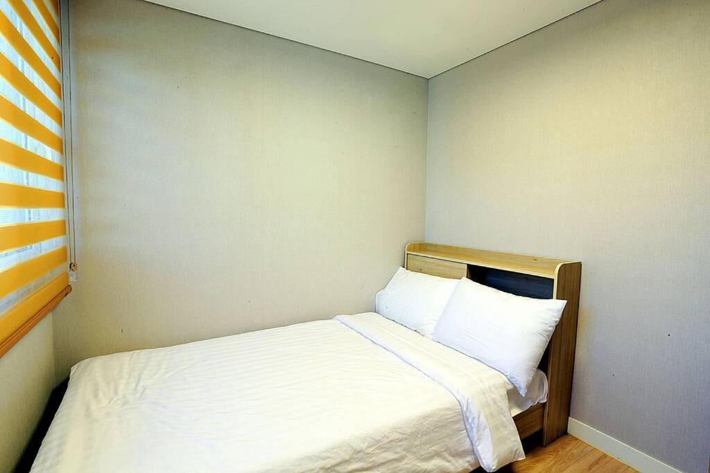 Coveted Palms Village Pension Jeju Dış mekan fotoğraf