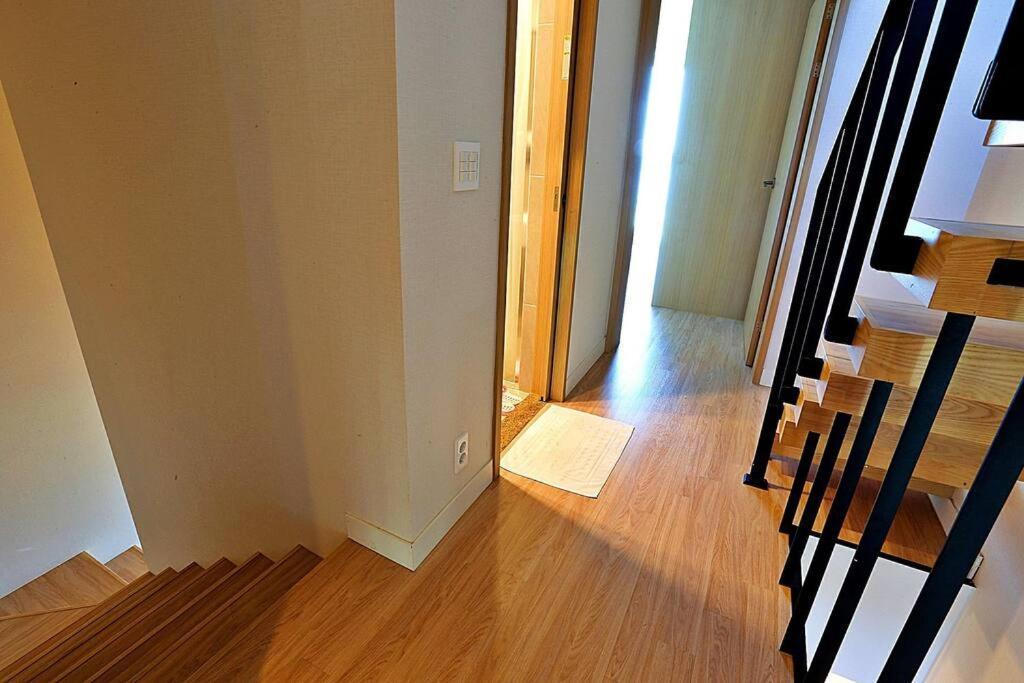 Coveted Palms Village Pension Jeju Dış mekan fotoğraf